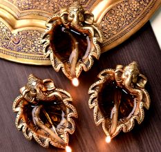 Brass Ganpati On Leaf Ritual Diwali Diya Pack of 3 Diyas